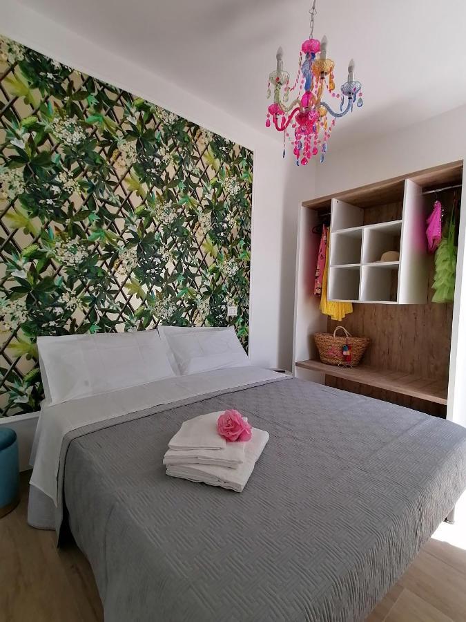 Retroscena Apartment In Centro ชิวิตาโนวา มาร์เค ภายนอก รูปภาพ