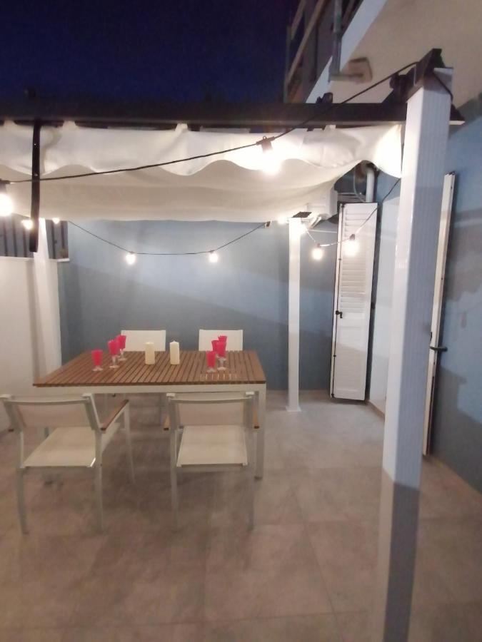 Retroscena Apartment In Centro ชิวิตาโนวา มาร์เค ภายนอก รูปภาพ